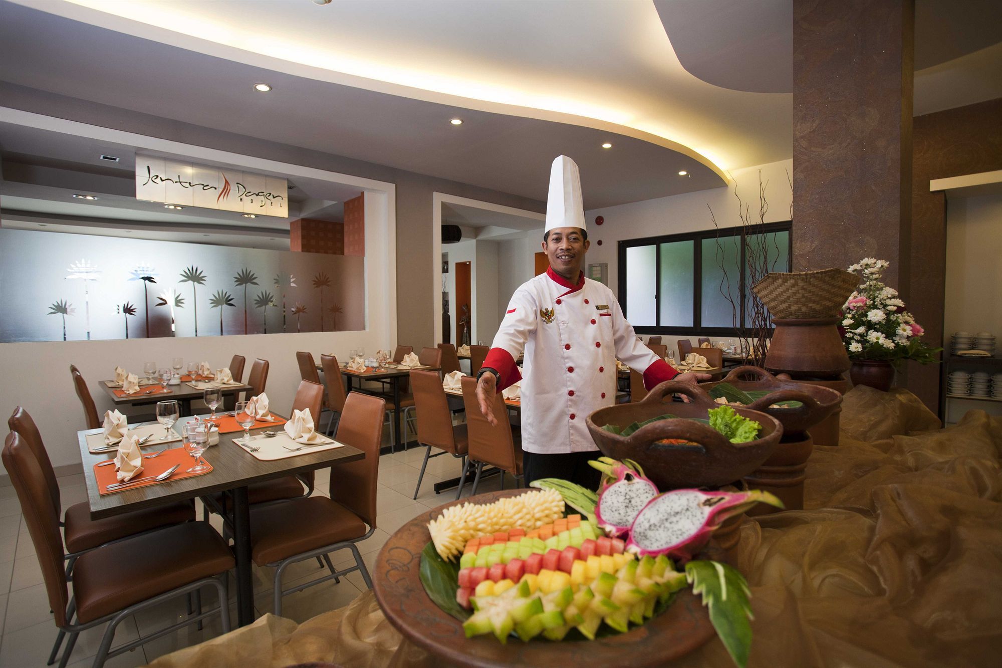 Jentra Dagen Hotel Malioboro Yogyakarta Extérieur photo